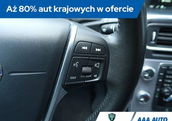 Volvo V60 Cross Country cena 70000 przebieg: 191849, rok produkcji 2016 z Sieniawa małe 379